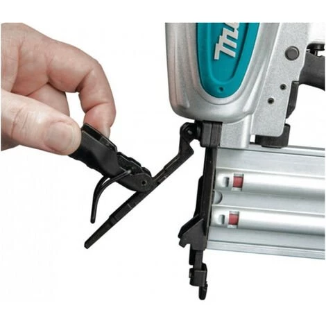 Cloueur Pneumatique 8 Bar 15-50mm AF506 MAKITA + 3000 Clous 30, 40 Et 50 Mm â Image 4